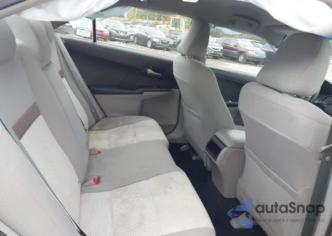 2012 Toyota Camry Le z USA, uszkodzony, nr VIN 4T4BF1FK3CR205834